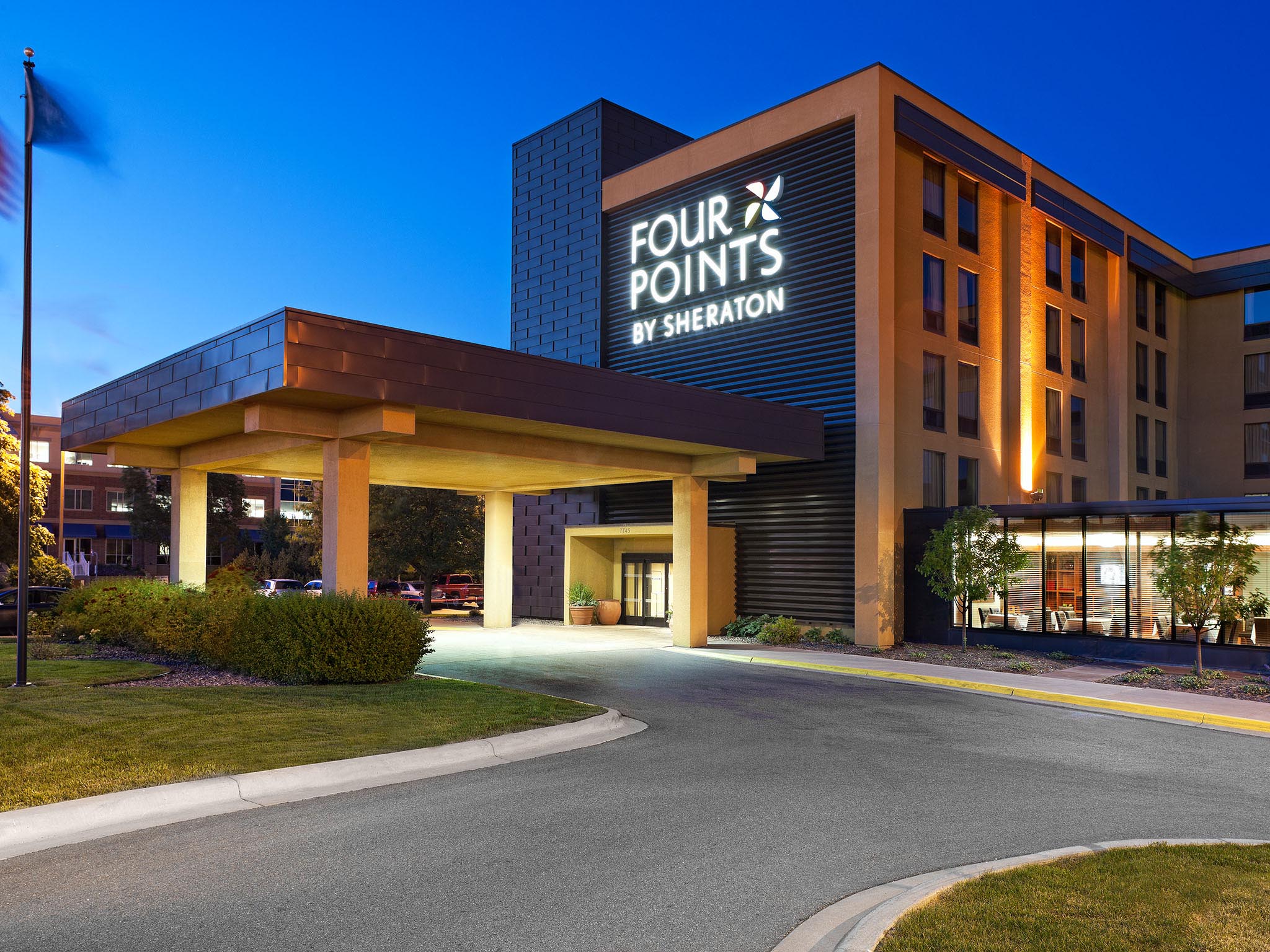 Hotels Near Minneapolis Airport Four Points Mall Of America Hotels Near Minneapolis Airport Four Points Mall Of America